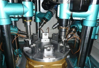 全自動攻絲機